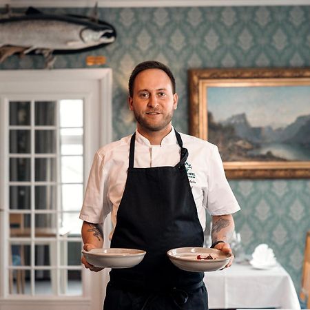 Gloppen Hotell - By Classic Norway Hotels Sandane Esterno foto