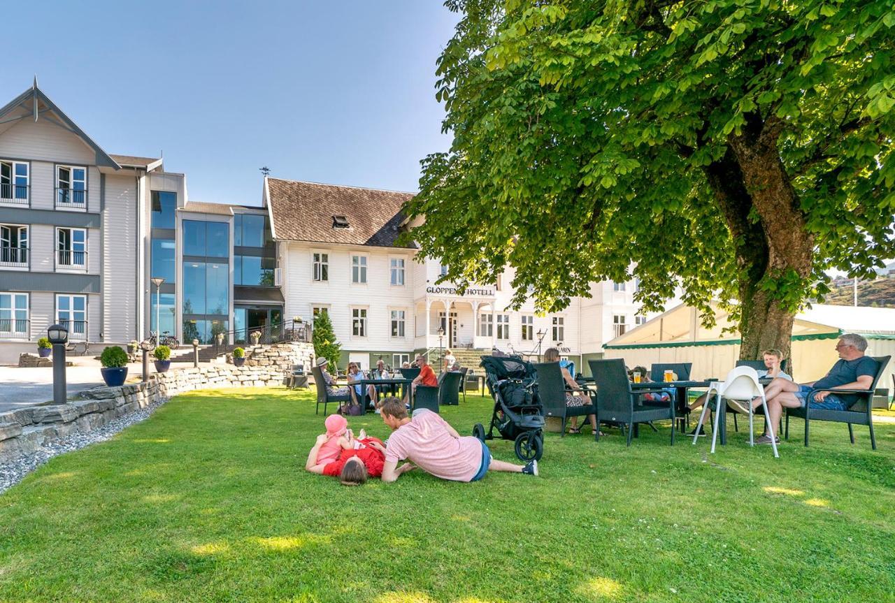 Gloppen Hotell - By Classic Norway Hotels Sandane Esterno foto