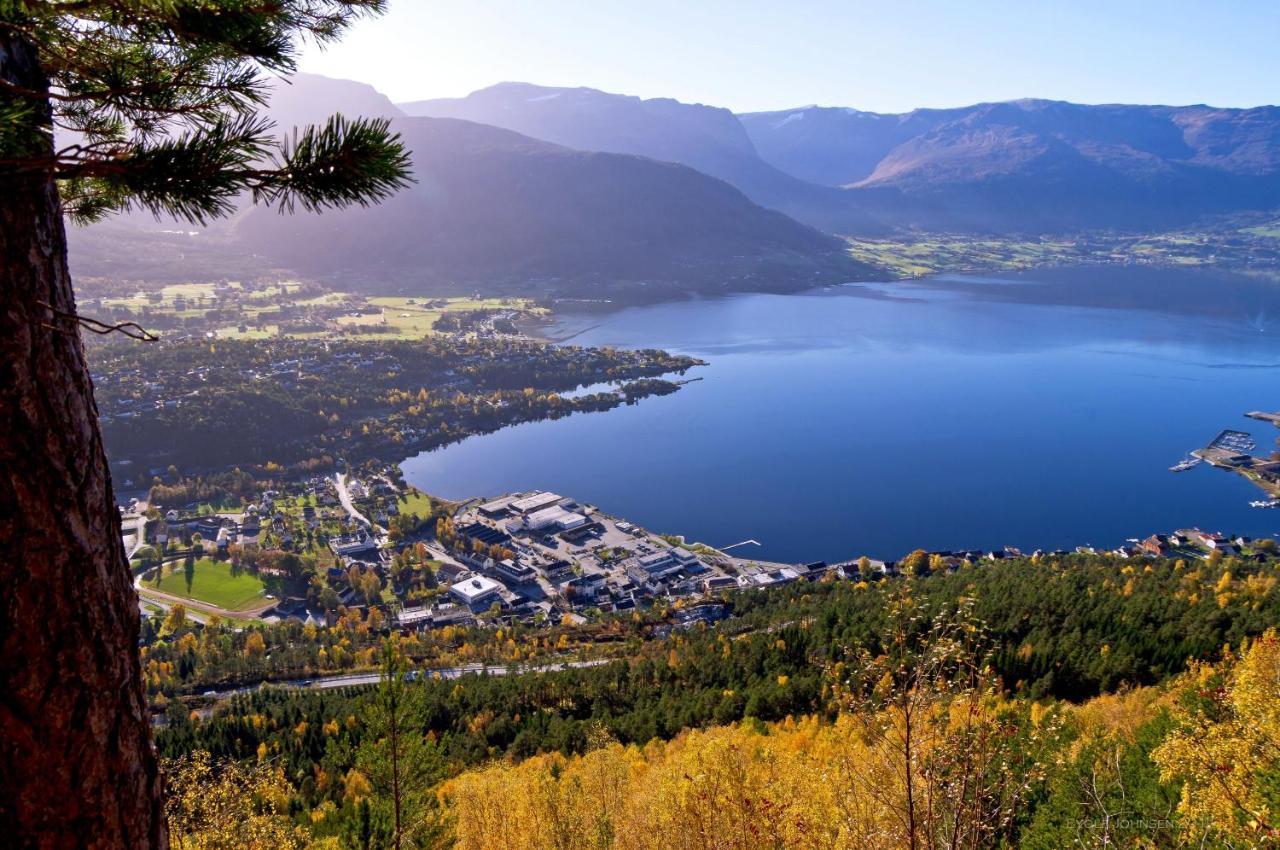 Gloppen Hotell - By Classic Norway Hotels Sandane Esterno foto